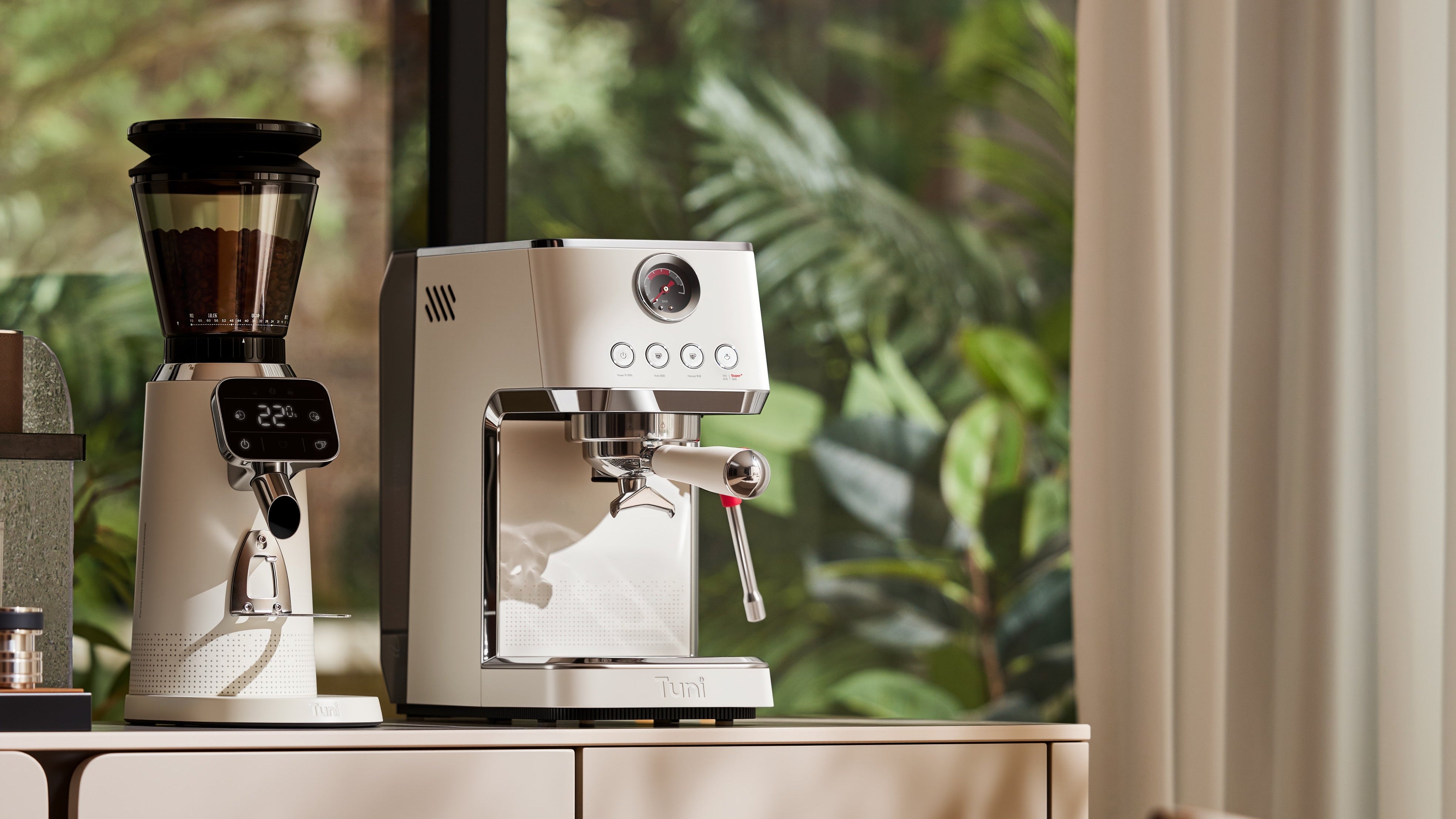 TUNI E2 Gen3 espresso machine with dual boiler