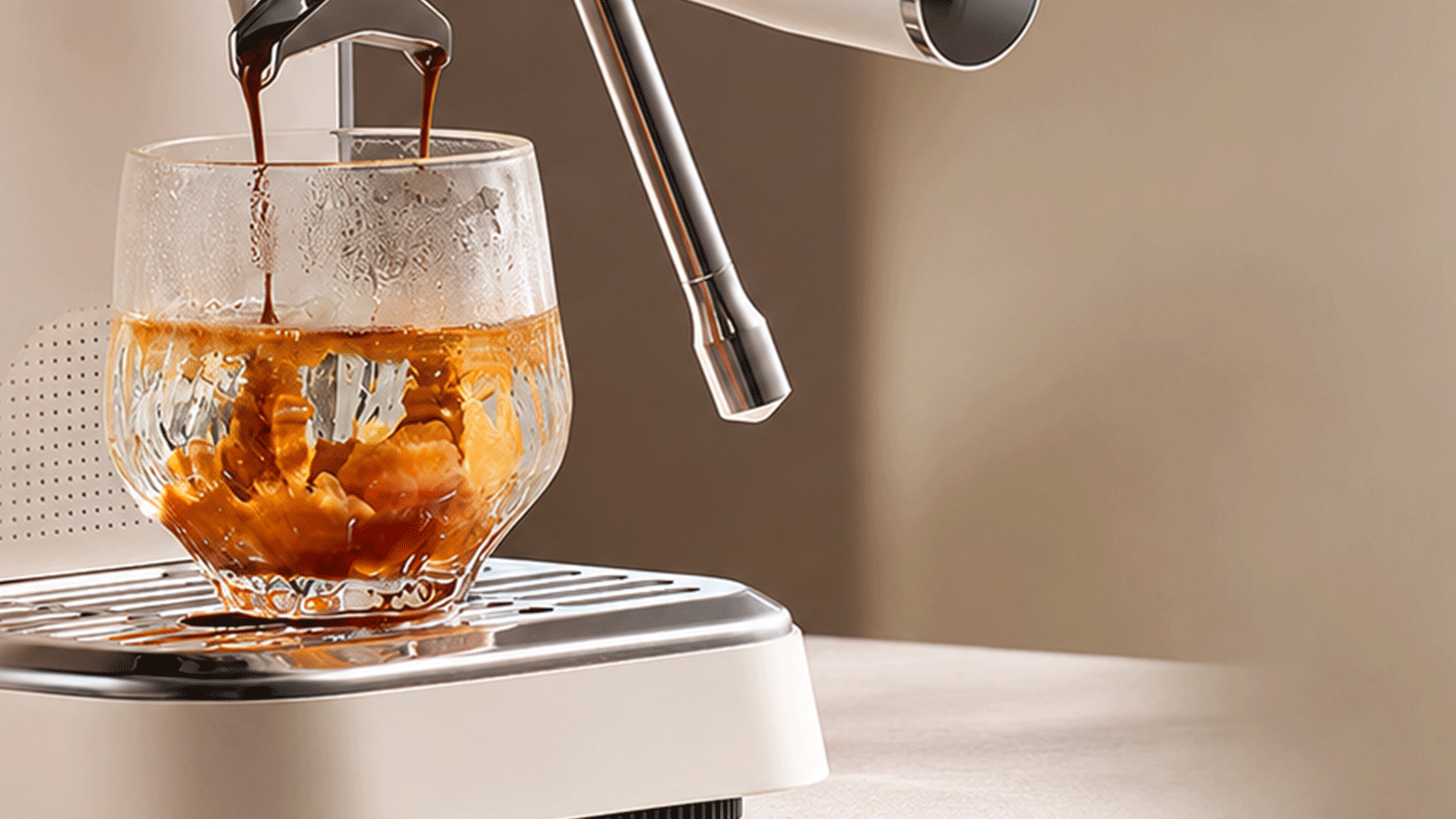 TUNI E2 Gen espresso machine with standard and super steam